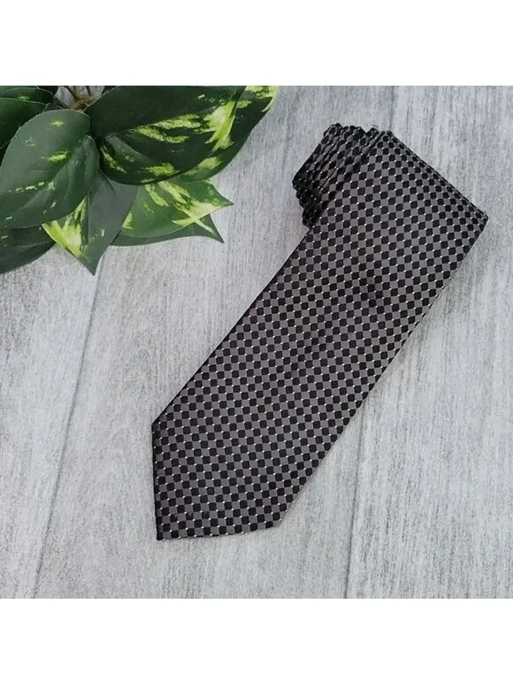 Donald J Trump Signature Collection Black & Gray Checked Silk Necktie